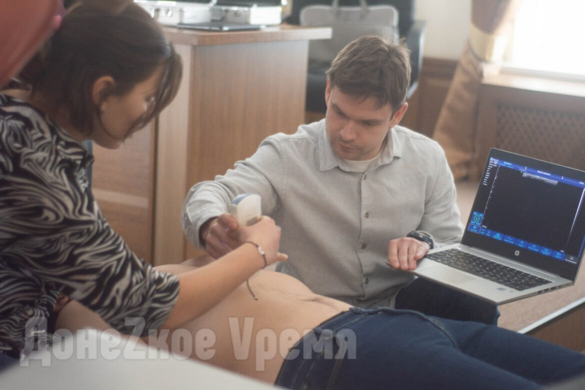 Учились делать УЗИ и блокады: в Донецке прошел мастер-класс для анестезиологов-реаниматологов