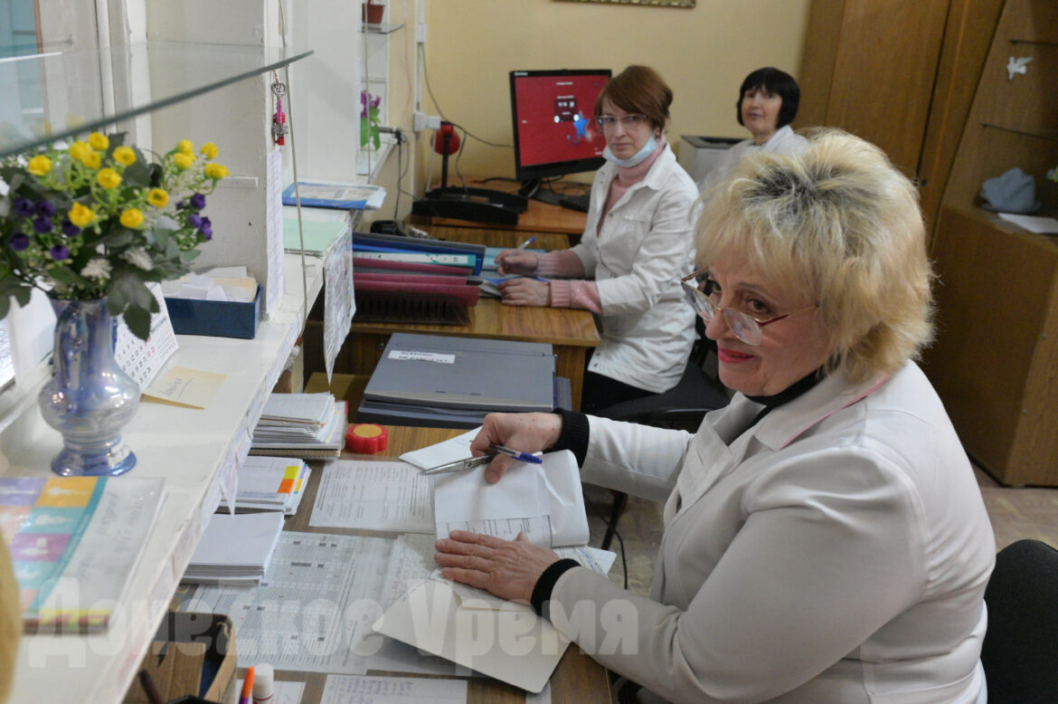 DSC_6028 “Там работают удивительные люди”: крупнейшая детская больница Донецка отпраздновала 50-летний юбилей