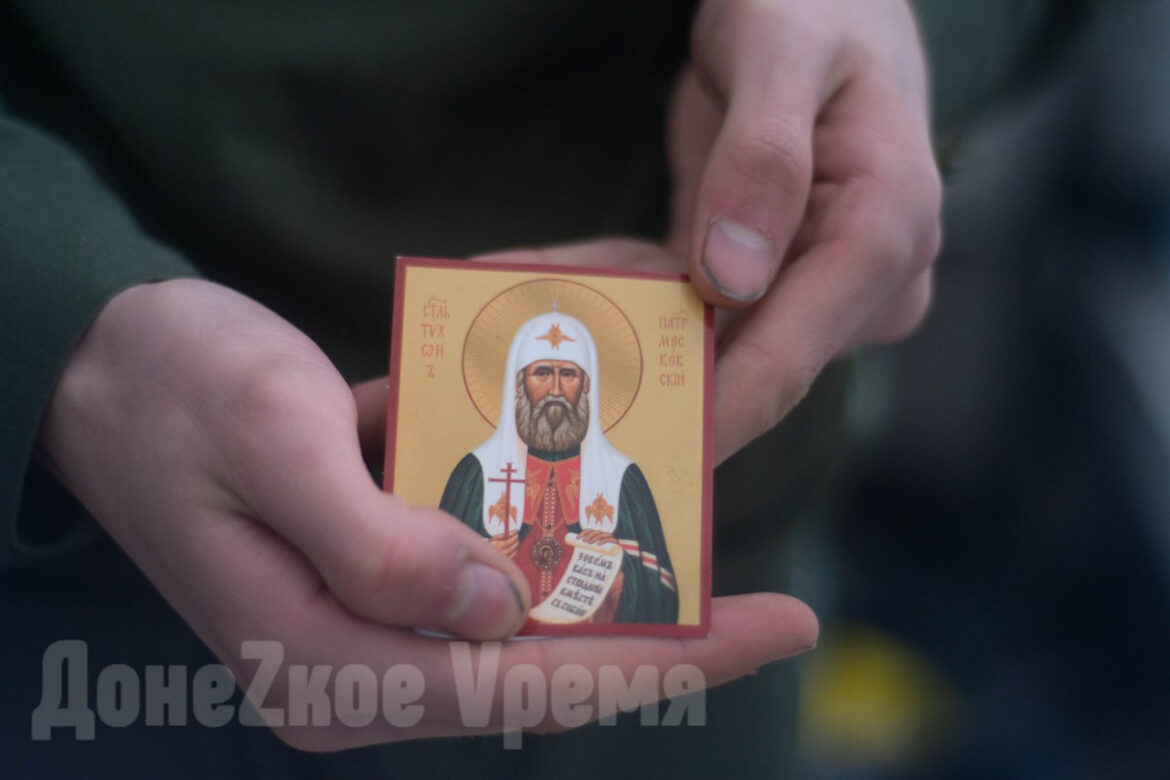 Волонтеры о вахте в Ясиноватой и Авдеевке: “Вы снимете розовые очки мирной жизни и увидите серые лица и дома”