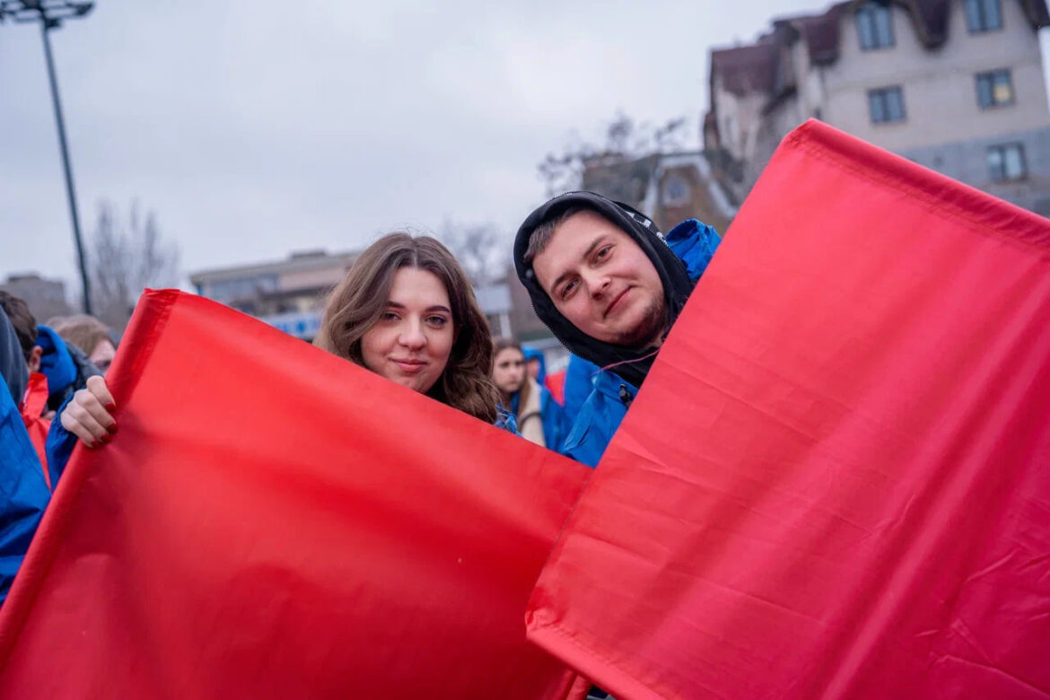 Летала в космос в одиночку: молодежь  ДНР ярко поздравила с днем рождения Валентину Терешкову