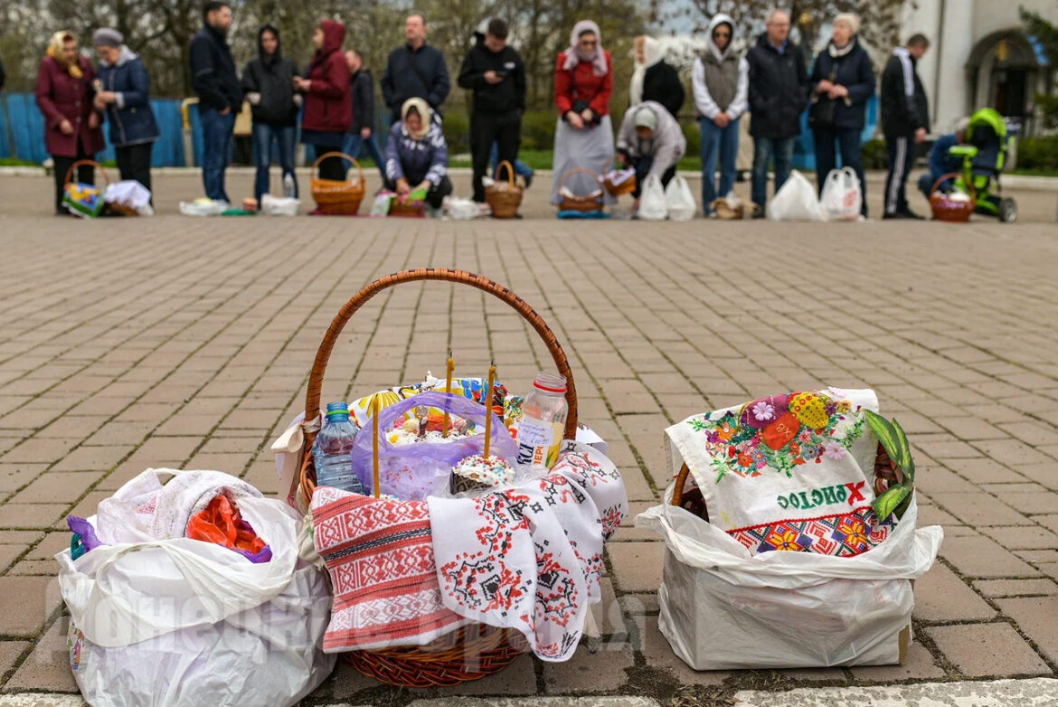 Христос Воскресе! Воистину Воскресе!: жители Республики отмечают Светлое Христово Воскресение