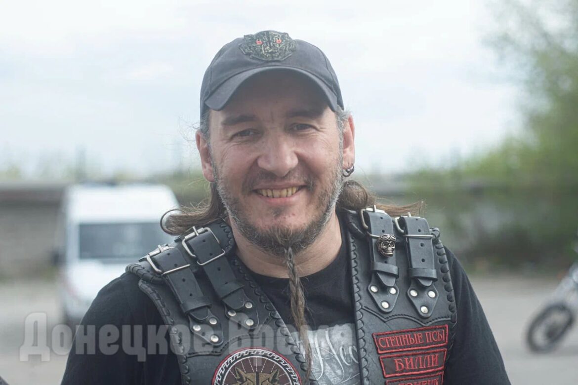 Помогать другим — норма: донецкие байкеры напомнили о правилах поведения на дороге