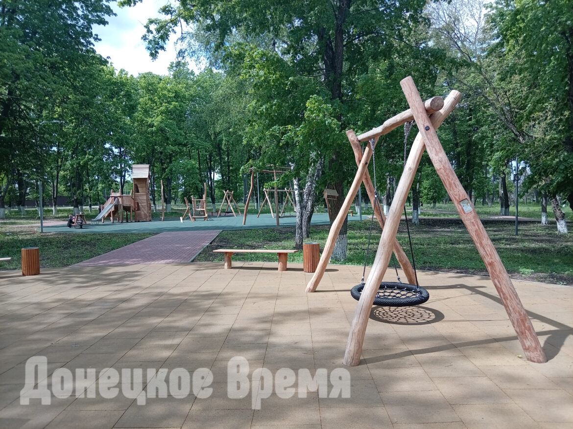 2026-05-16 10-44-37 “При Украине здесь ничего не было”: Летний парк стал местом притяжения и символом возрождения Волновахи