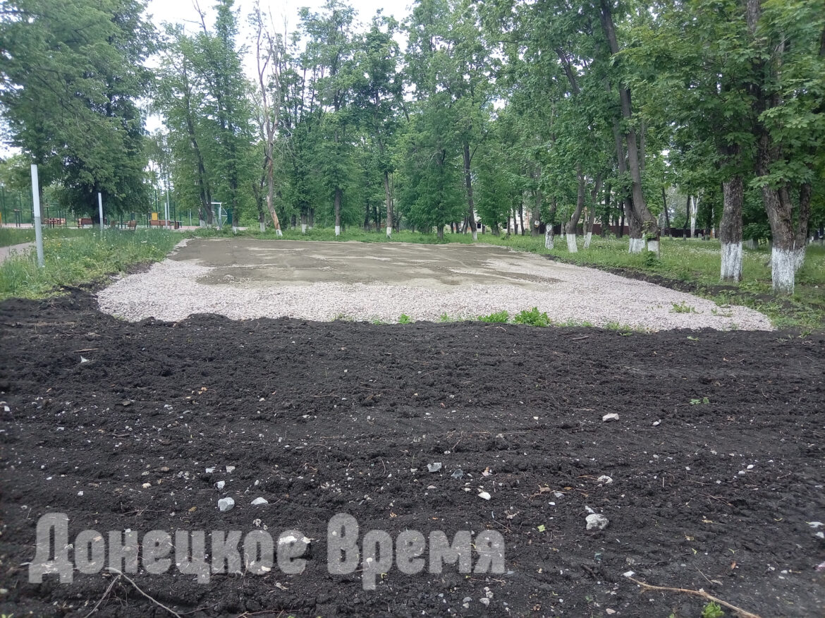 2026-05-16 10-56-07 “При Украине здесь ничего не было”: Летний парк стал местом притяжения и символом возрождения Волновахи