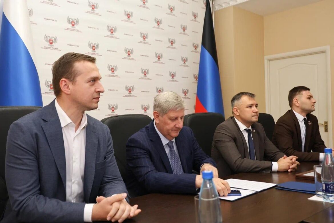 «Чтобы помощь была не на бумаге, а на деле»: в ДНР обсудили меры поддержки ветеранов боевых действий