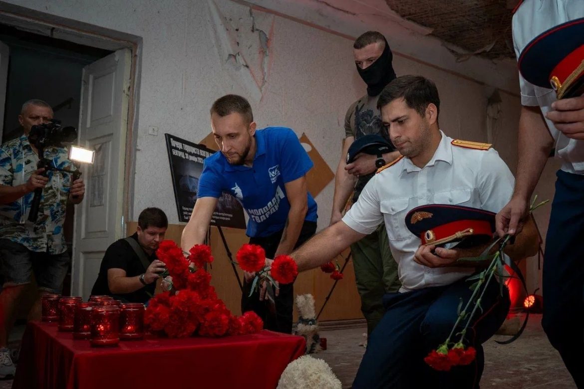 «Нельзя допустить, чтобы эти события были забыты»: в ДНР почтили память жертв терроризма